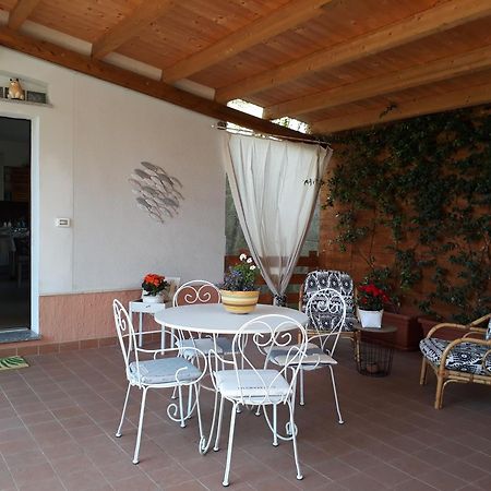 B&B Ai Tre Archi Spotorno Buitenkant foto