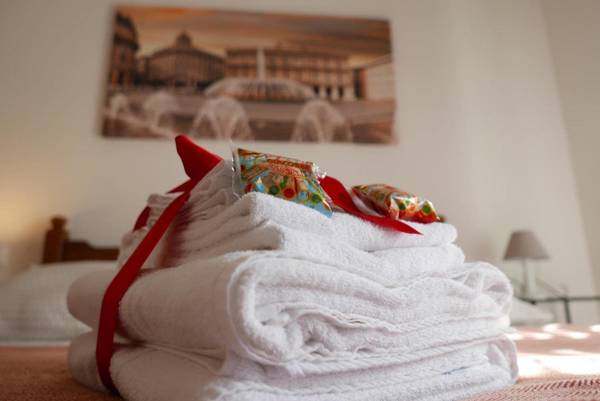 B&B Ai Tre Archi Spotorno Buitenkant foto