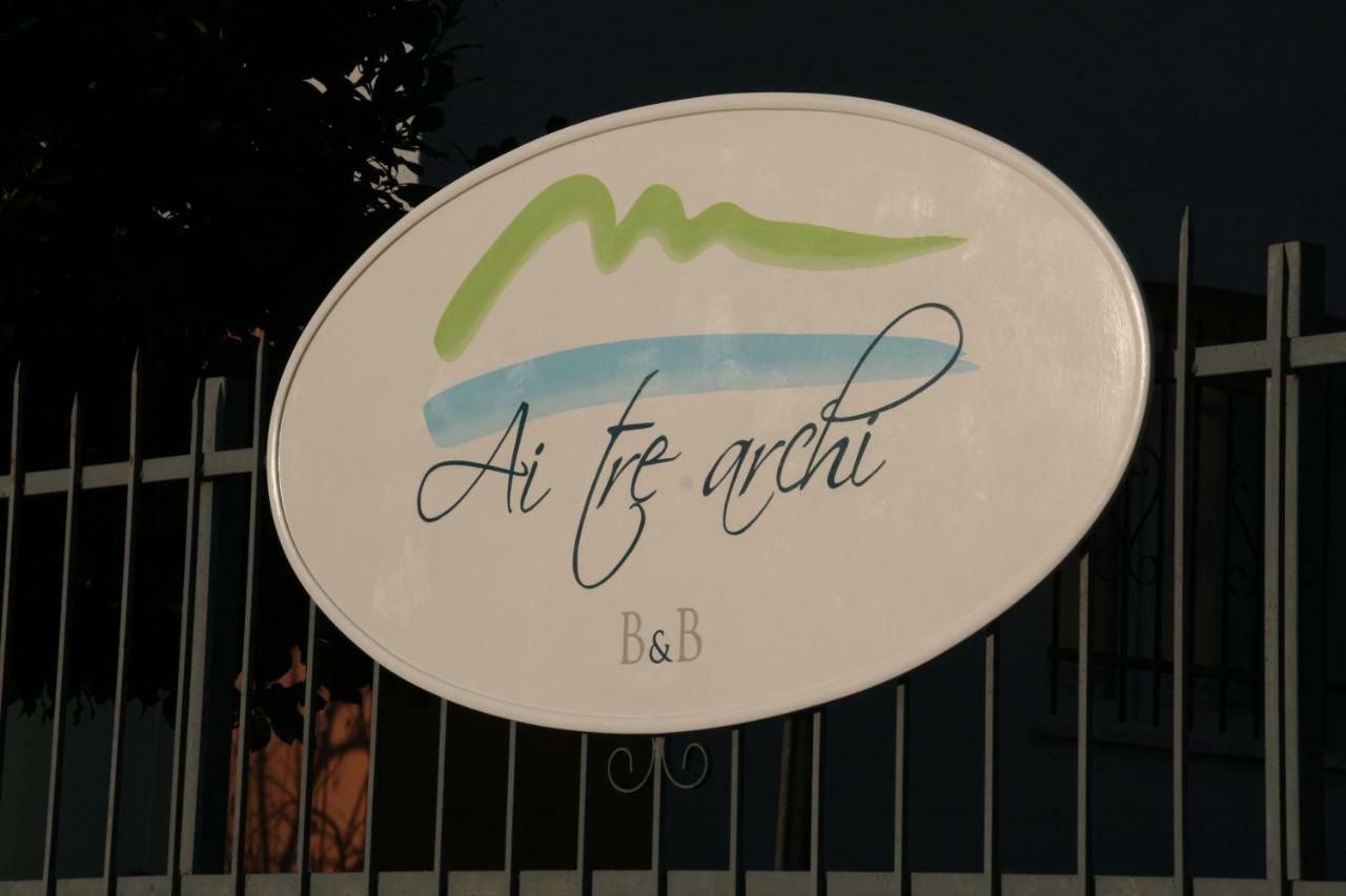 B&B Ai Tre Archi Spotorno Buitenkant foto