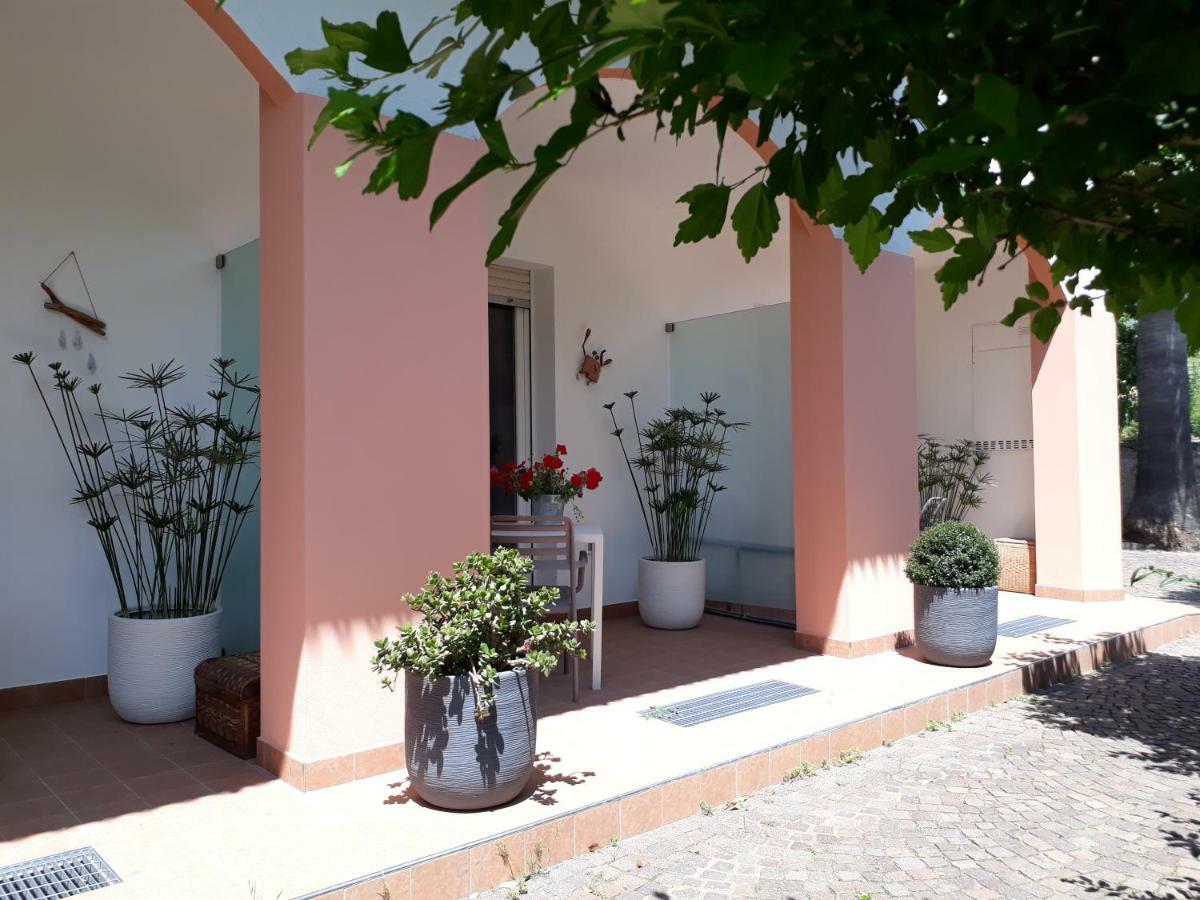 B&B Ai Tre Archi Spotorno Buitenkant foto