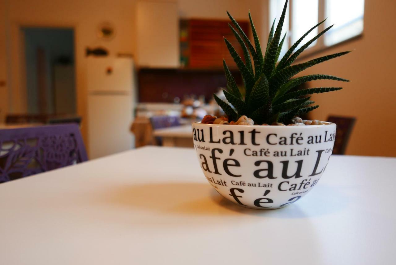B&B Ai Tre Archi Spotorno Buitenkant foto